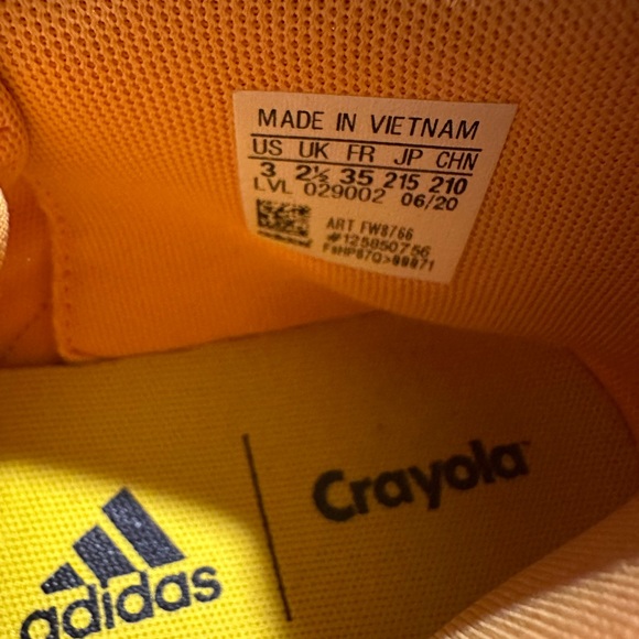 D.O.L issue #2 adidas basketball shoes - Picture 3 of 5